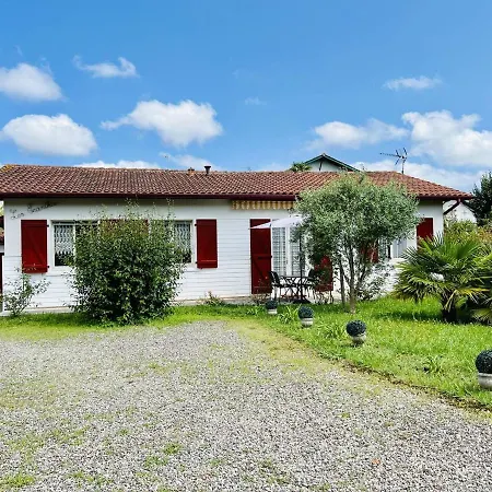 Maison T3 A Cambo, Animaux Admis, Parking, Internet - Fr-1-495-126