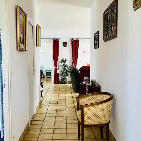 Maison T3 à Cambo, Animaux Admis, Parking, Internet - Fr-1-495-126